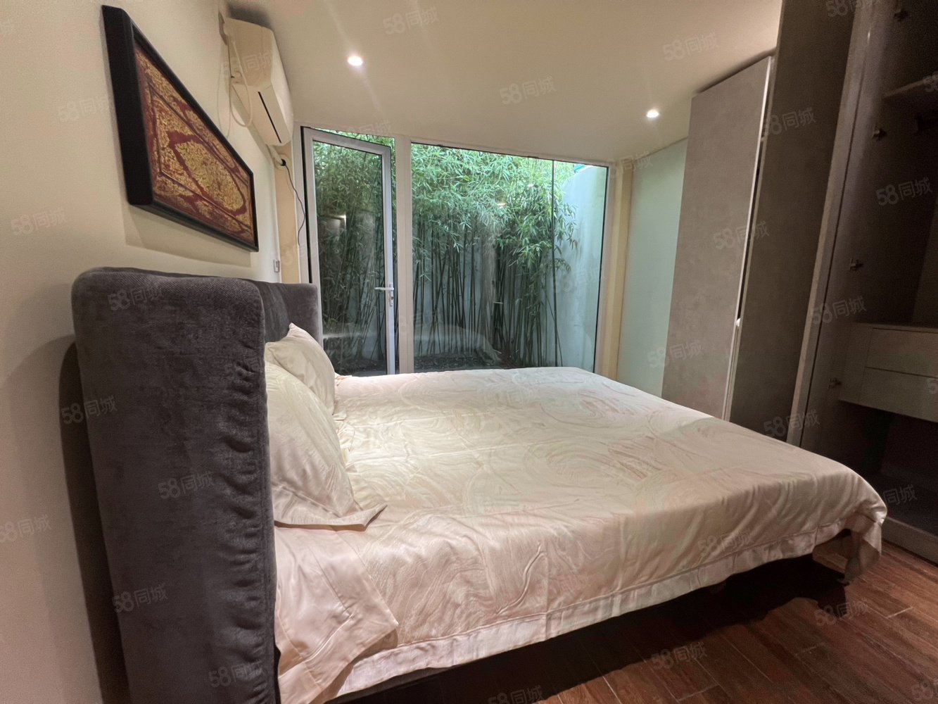 北下洼子胡同小區(qū)5室5廳3衛(wèi)600㎡南北9000萬(wàn)