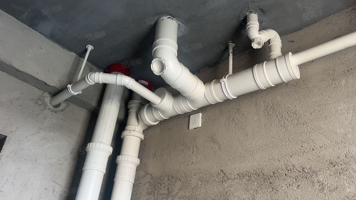 建投金桂湾3室2厅2卫133.17㎡南82万