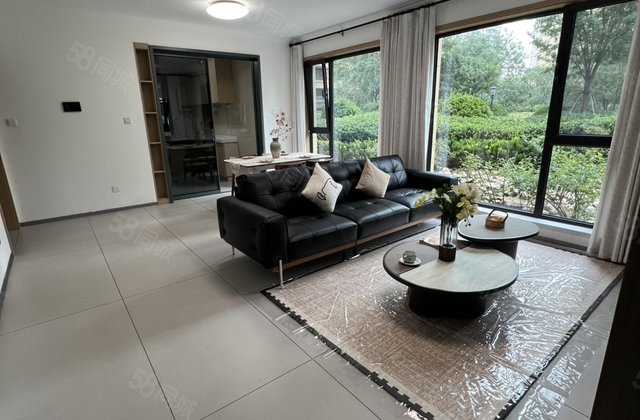 一楼带院百合新城精装一楼 免大税