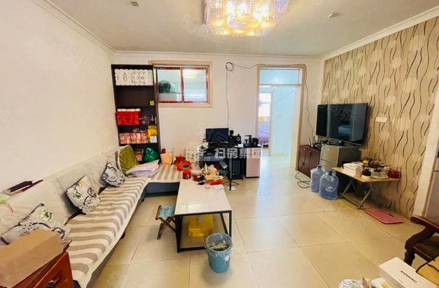 文轩，实验。望湖小区一期，多层好楼层，户型方正，看房方便