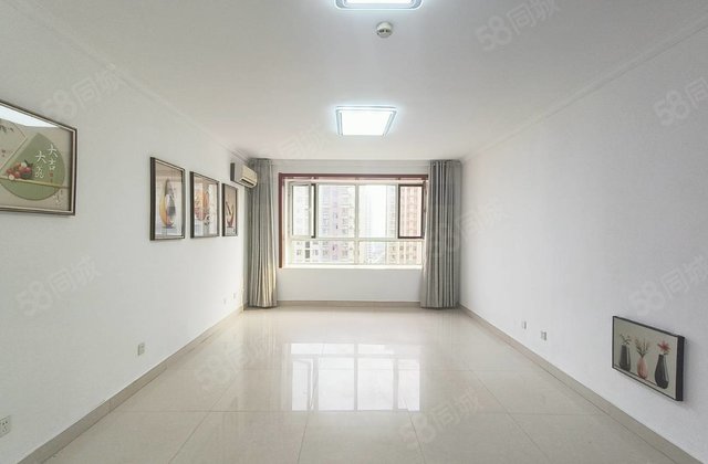 免大税！二中50m 书香东郡 三室两厅，带车位储，南北通透。