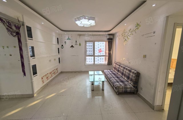 年轻人安家置业 可6萬入住办完 精装婚房 水岸花语  东苑中