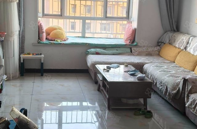 名仕鑫城2室2厅112㎡47万二手房图片
