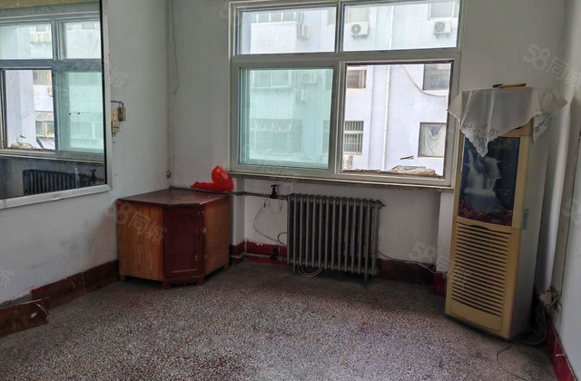 一中家属院 三室朝阳 可以做四室 文轩 双阳台 可按揭