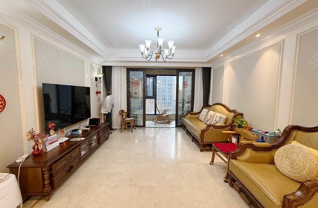 融创玖樾台邸4室2厅145.74㎡325万二手房图片