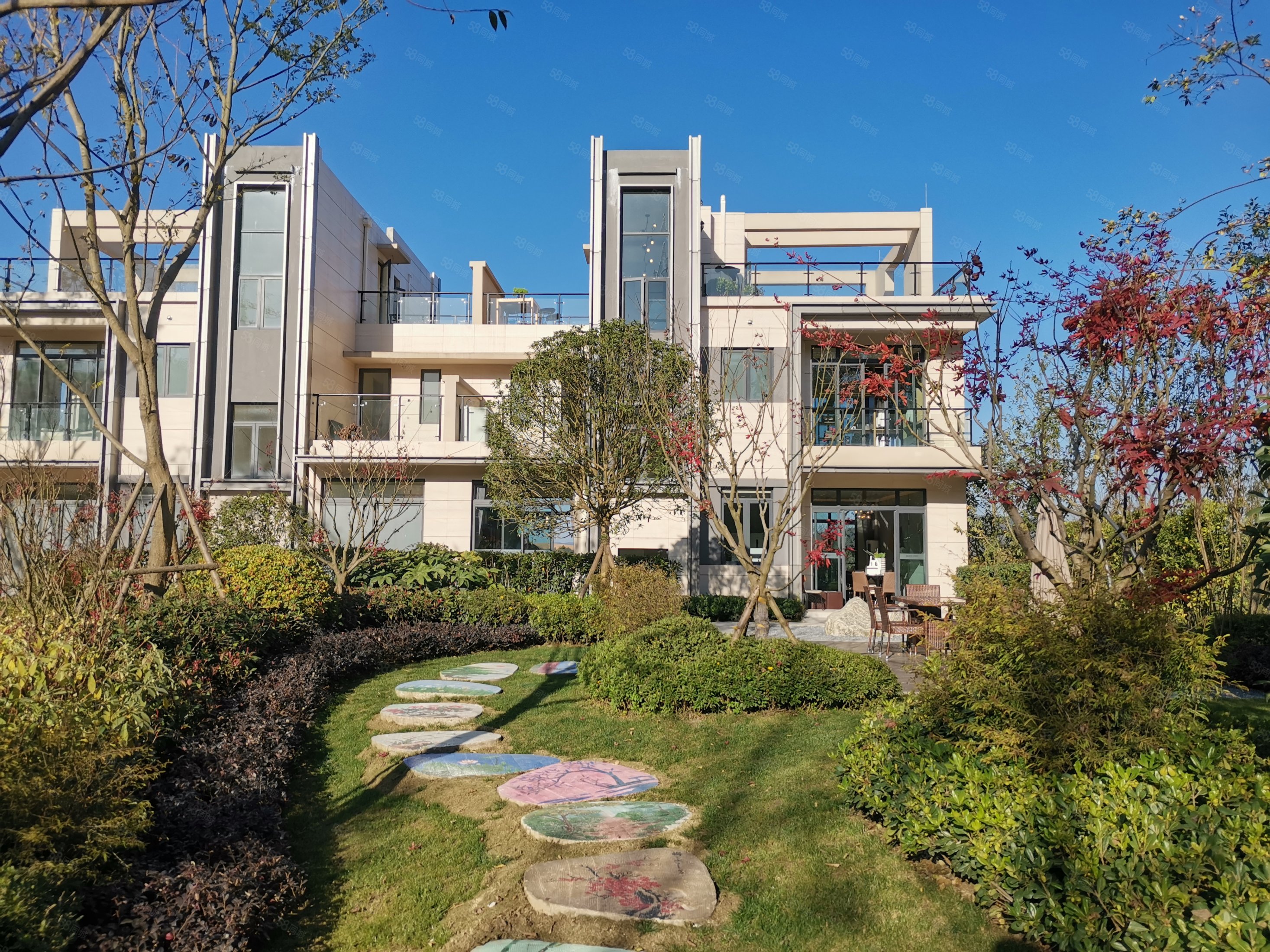 平临湖豪宅仅6千7住4层采光别墅享清晰生态园,花果园s3区-贵阳58同城