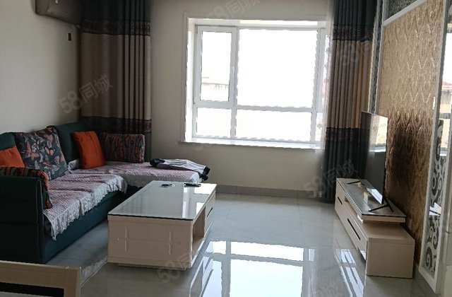 东昌集团本部，一品家苑三室两厅边户