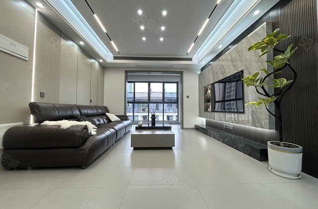 江天樾3室2厅120㎡69.8万二手房图片