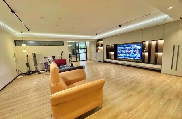 万科东海岸(别墅)6室2厅217.72㎡1197万二手房图片