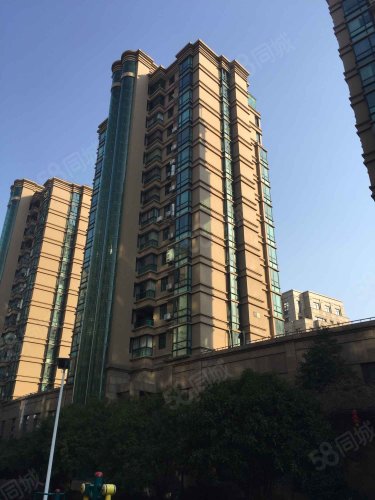 东泰华庭 3室2厅2卫 148.0平米 260.00万元