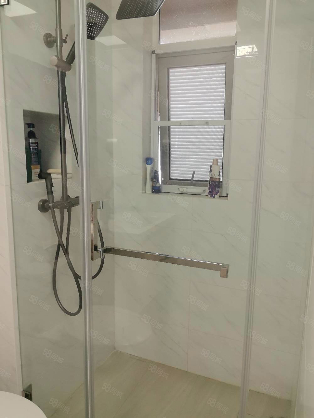 合能公馆3室2厅2卫94㎡南北116万