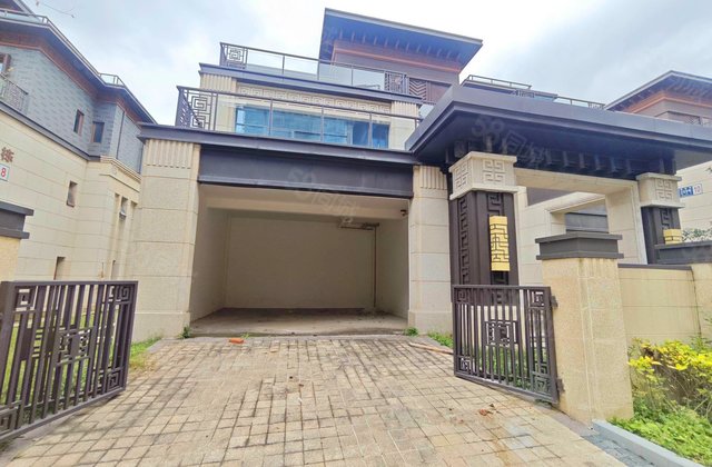 卧龙谷玖号(别墅)6室2厅195㎡587万二手房图片