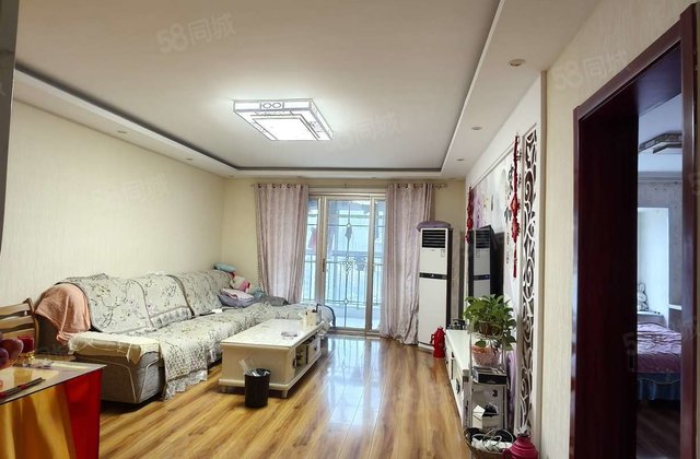 花园路 五中万达三室两卫 好楼层精装修