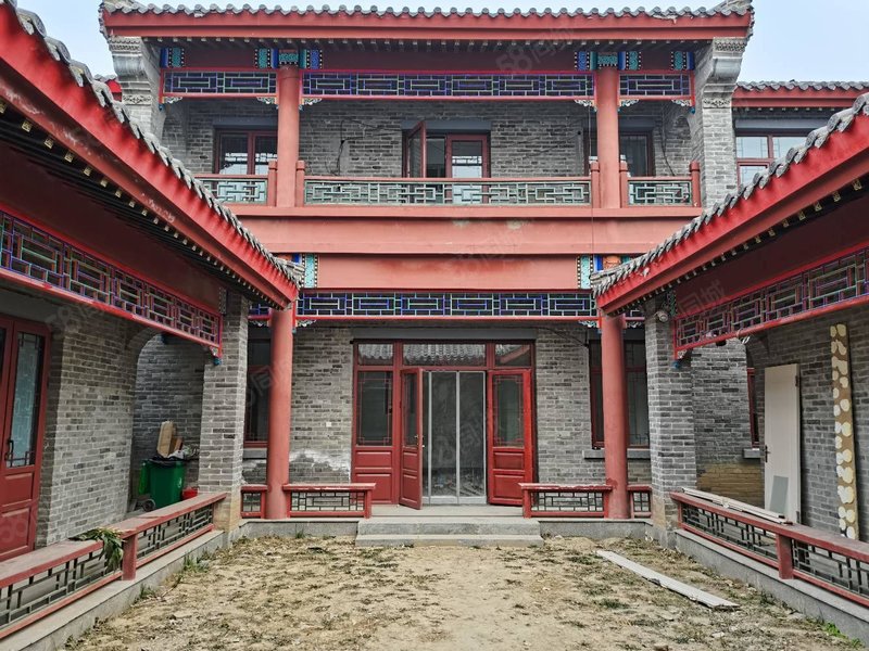 光岳府 传世四合院 好位置 户型方正 带大院 看房方便!