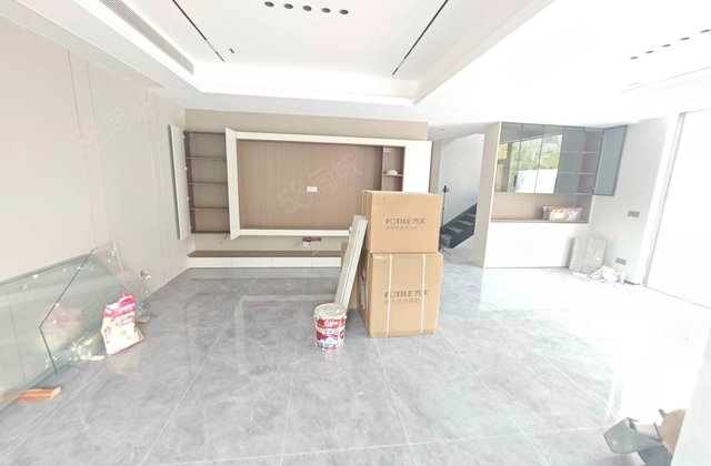 尊海苑(别墅)4室2厅215㎡166万二手房图片