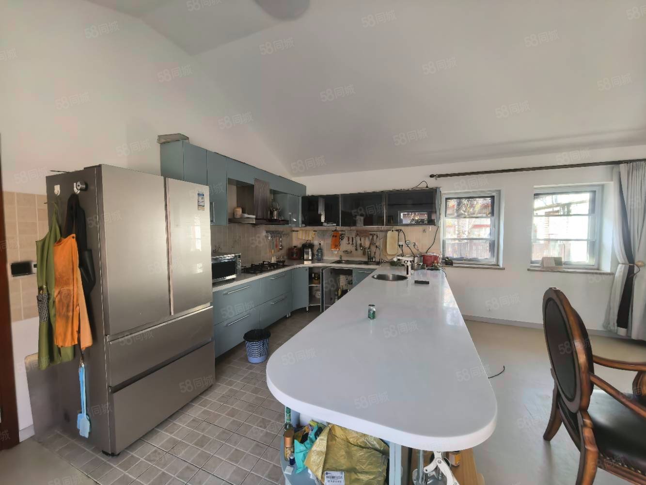 歐陸苑5室4廳5衛(wèi)236㎡南北3600萬(wàn)