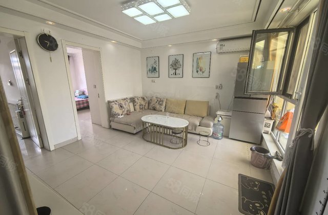 单身~年轻人~过段 精装婚房 送大露台 可4萬入住办完 七中