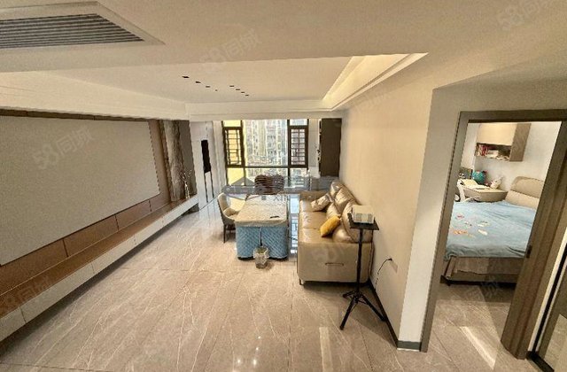 外滩中央洋房4室2厅142㎡108万二手房图片