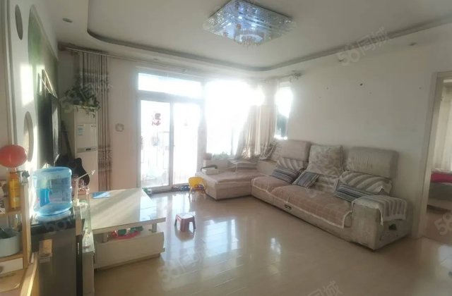 振兴路，月亮湾 丽水名都 电梯中层边户，全明户型 育红实验