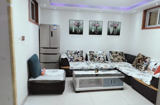 刚需小三居 装修好 商品房 出行方便 南北通透