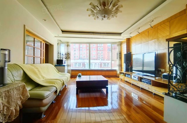 五环高尔夫家园4室2厅158.9㎡82万二手房图片