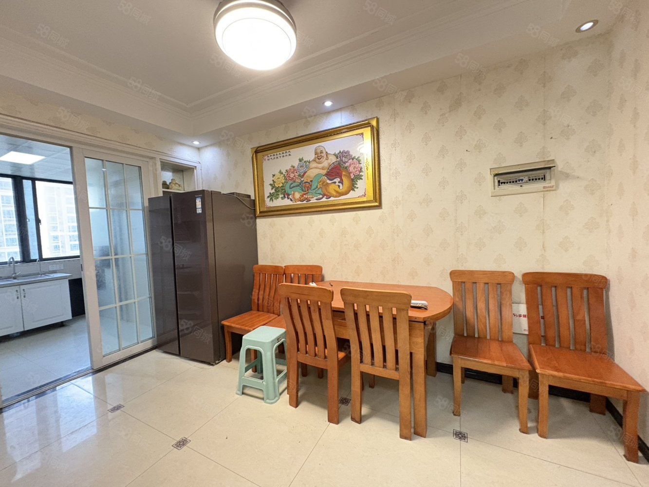 奥林清华3室2厅1卫124㎡南北60万