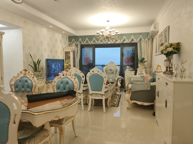 三水半江花园 南向精装三房 附带车位 读省级学校 低首付