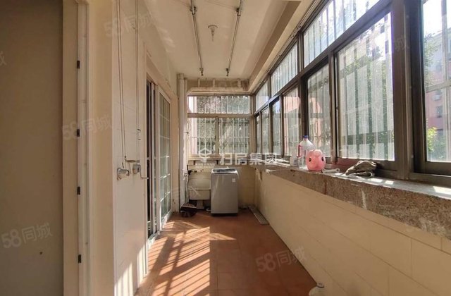 文轩本部！电业局五院 送车库免大税 三室朝阳 户型方正 急售