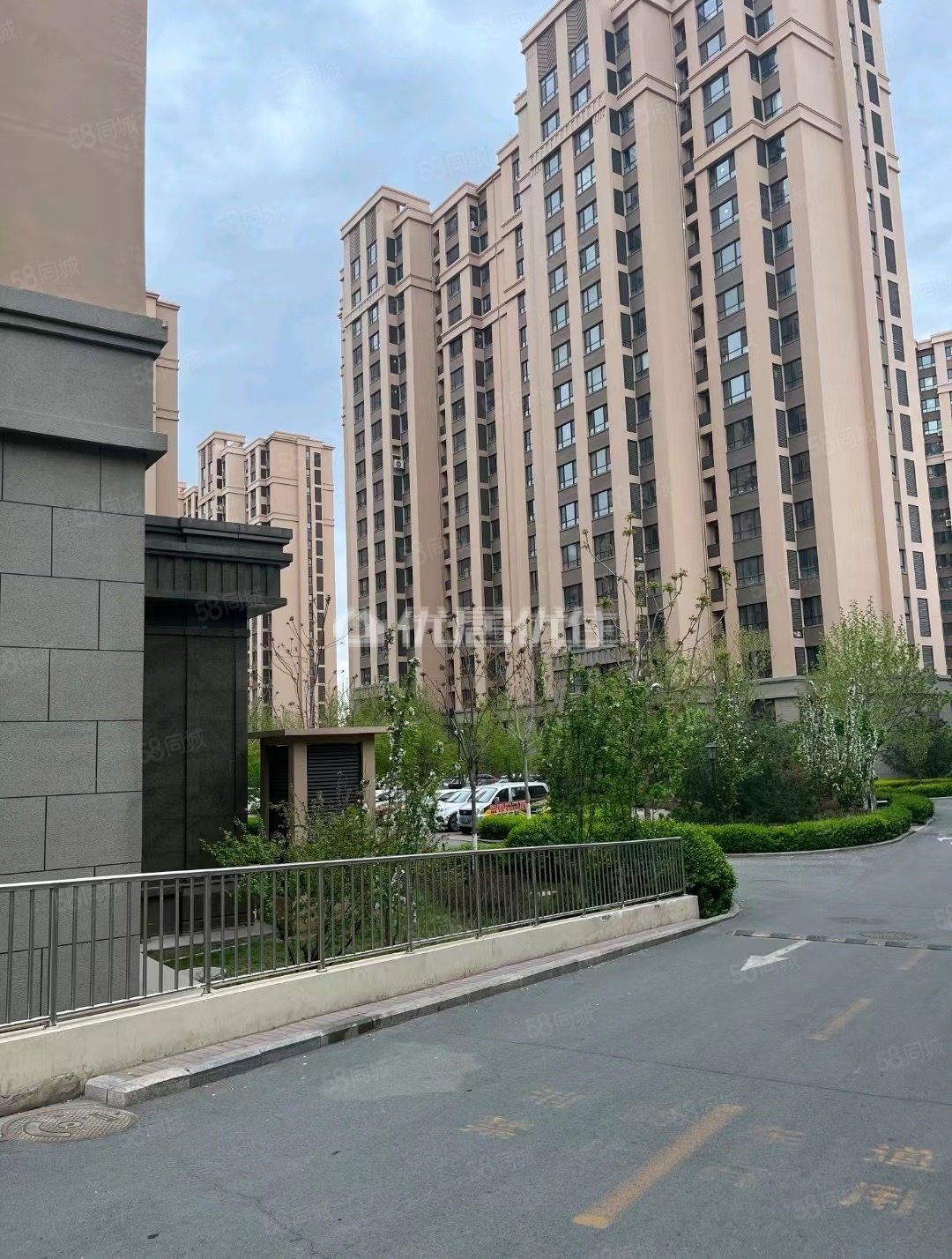 南岭国际二区3室2厅1卫111.67㎡南北136万