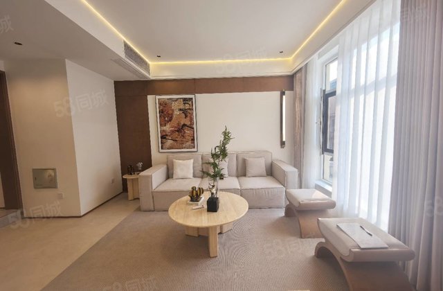 西京都高尔夫别墅4室2厅236㎡106.1万二手房图片