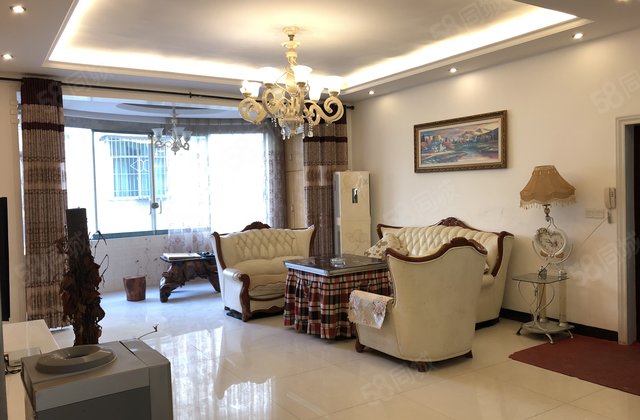 万客隆广场二手房