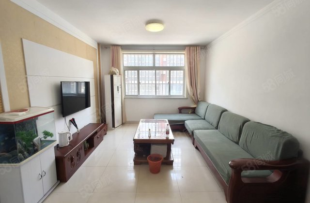 万达东 桐凤家园电大路 精装2楼三室 方便停车随时看房