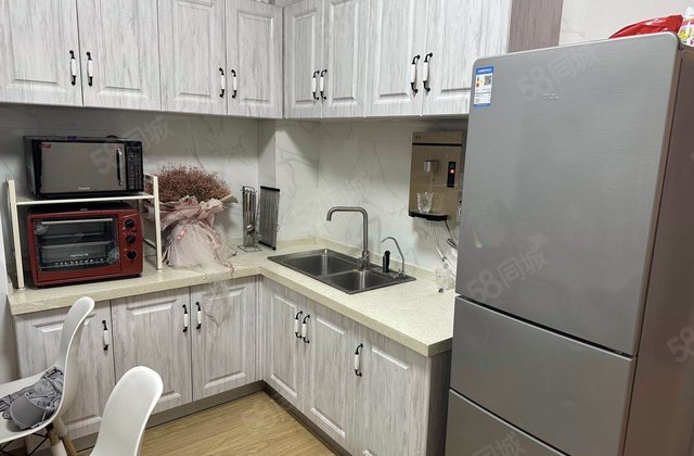 百乐门文化经贸广场1室0厅39.3㎡16万二手房图片