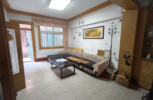 孝心一楼带院子,有前门带配房,三室,七中,亿丰广场