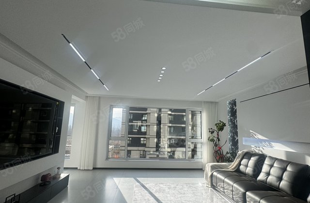 金泰学府3室2厅140㎡89.8万二手房图片