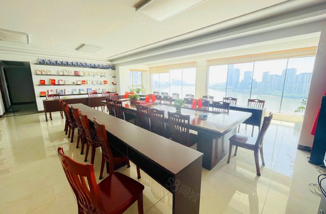 美林海岸花园6室1厅309㎡2500万二手房图片