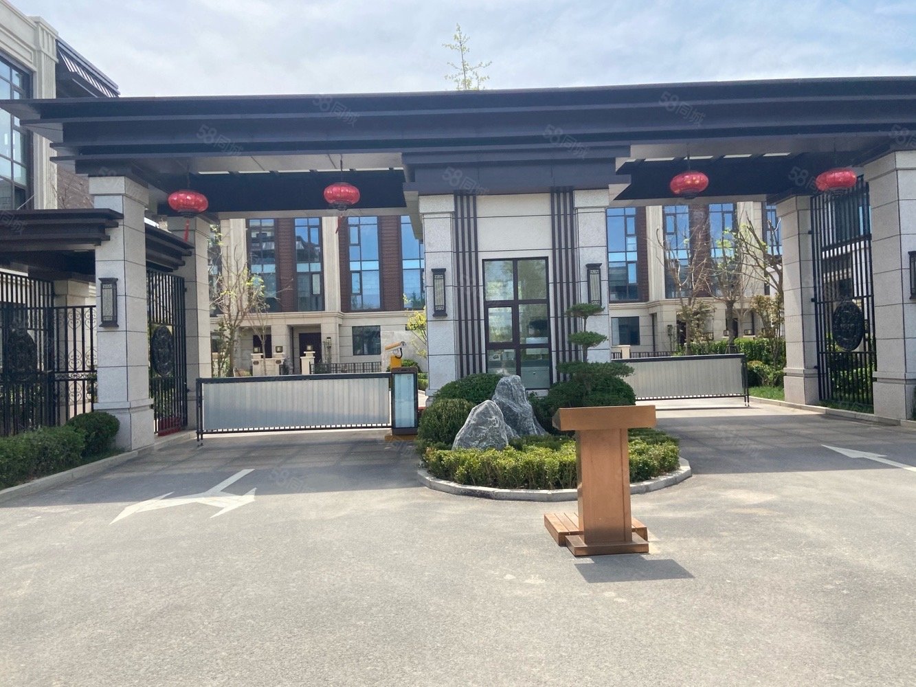 林栖谷(别墅)3室2厅2卫95㎡南北61万