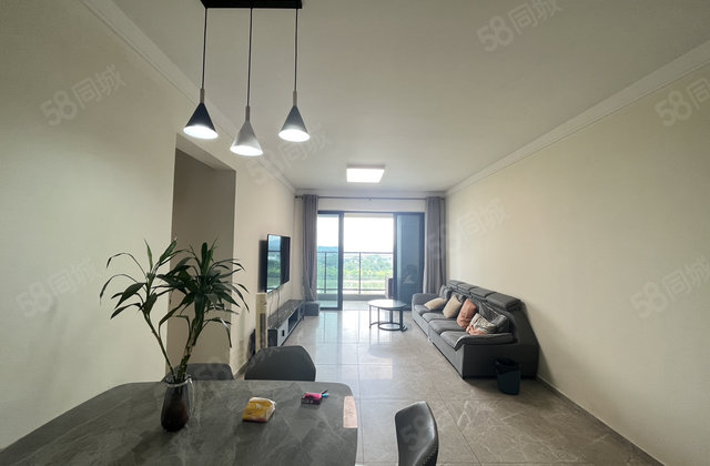 保利公馆3室2厅100㎡57.8万二手房图片