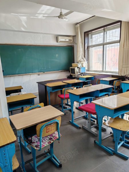 惠安小区4室2厅1卫108㎡南52万