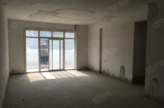 前进广场3室2厅130.22㎡38万二手房图片