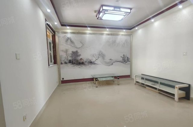 急售，精装大两室，采光好，城市领秀，幸福里