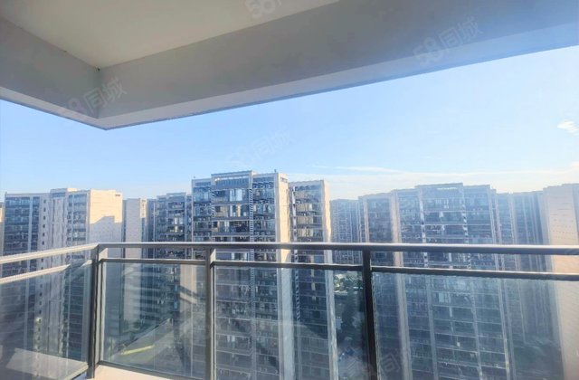 保利时代天珀3室2厅97.36㎡132万二手房图片