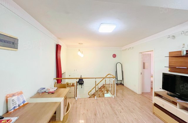 立体世界2室1厅50.86㎡85万二手房图片