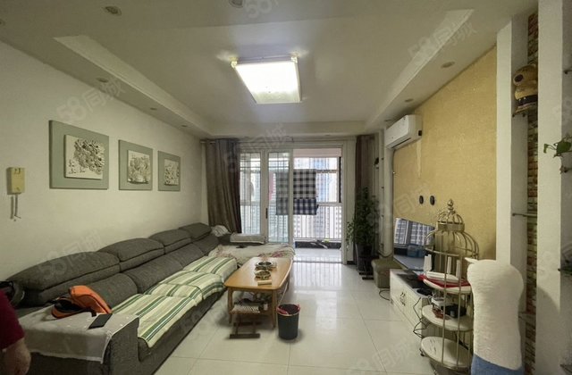 书香东郡116平99万，送储藏室免大税