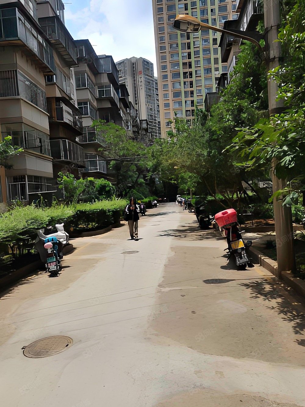 田坝小区2室2厅精装修69万元