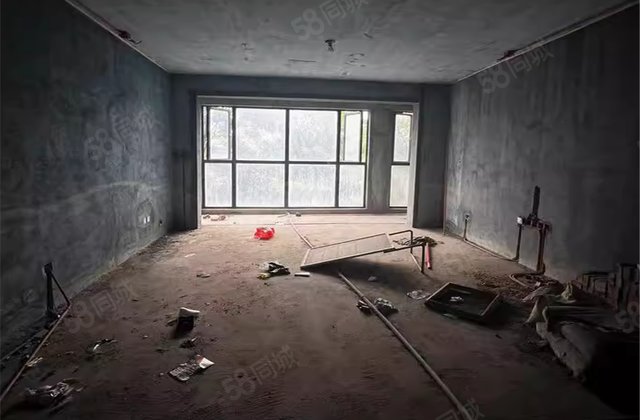 松雅湖金岸3室2厅139.83㎡80.3万二手房图片