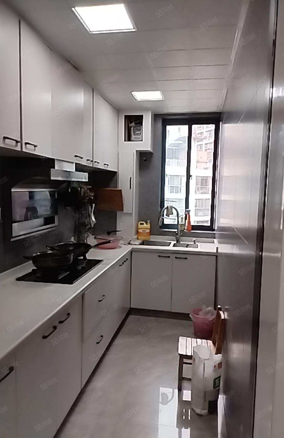 东方明珠城市花园3室2厅2卫89.62㎡东北89万