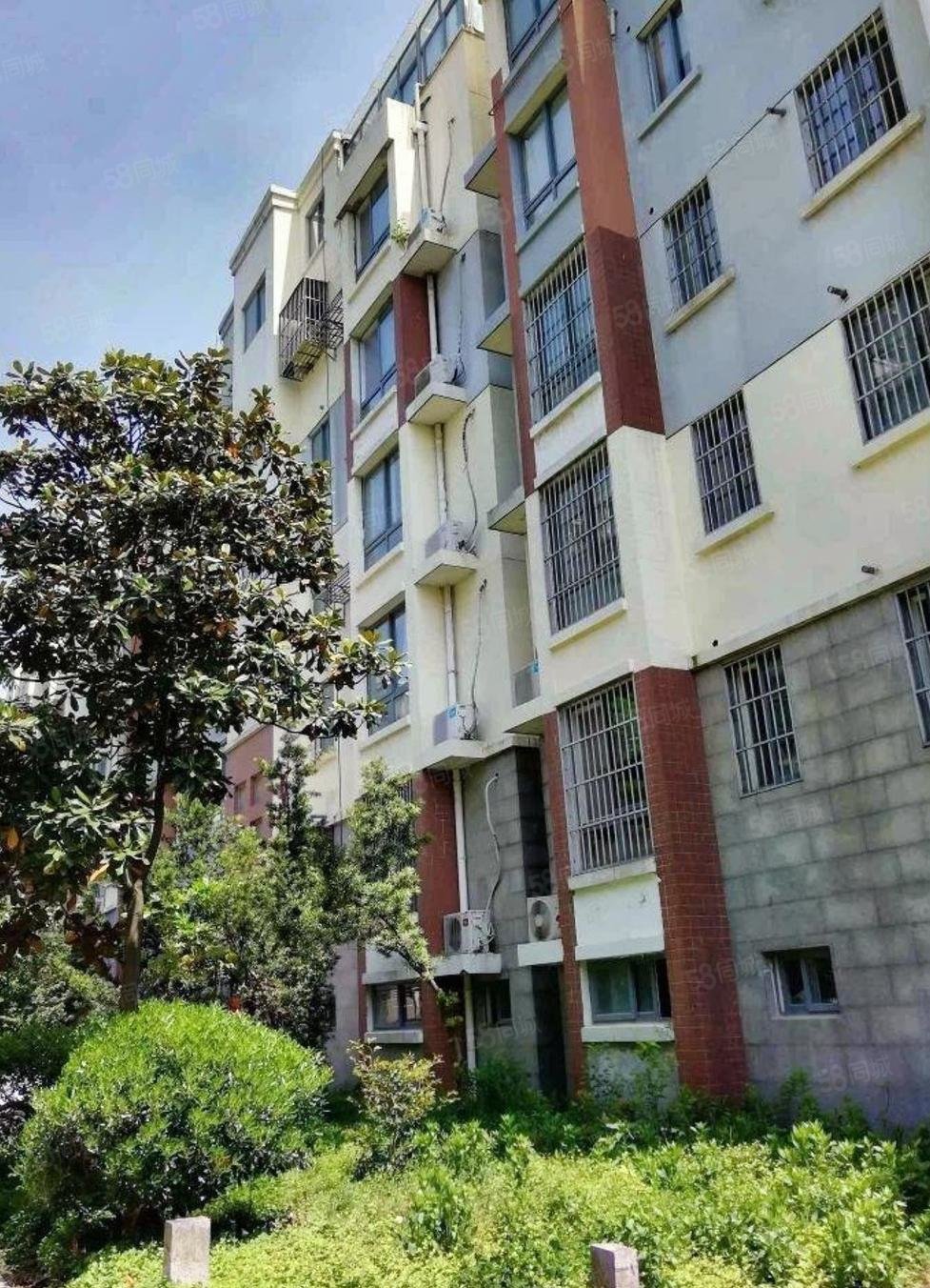 金大洋花园旁 月湖花城送车库满二税少,月湖花城-盐城58同城