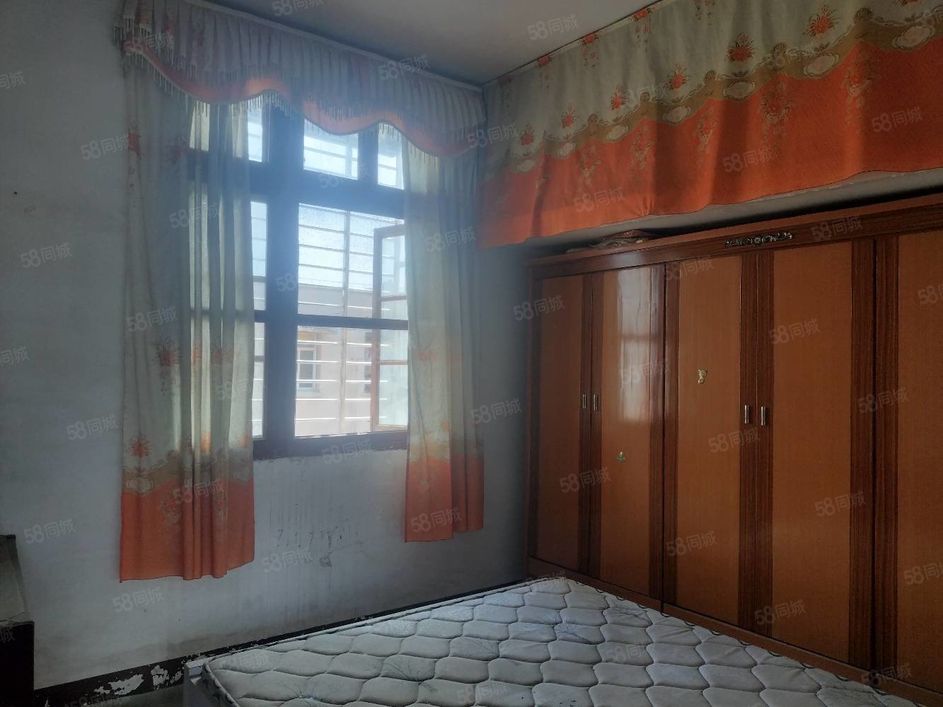 马口镇3509工厂老新楼2室1厅1卫53㎡南10.8万