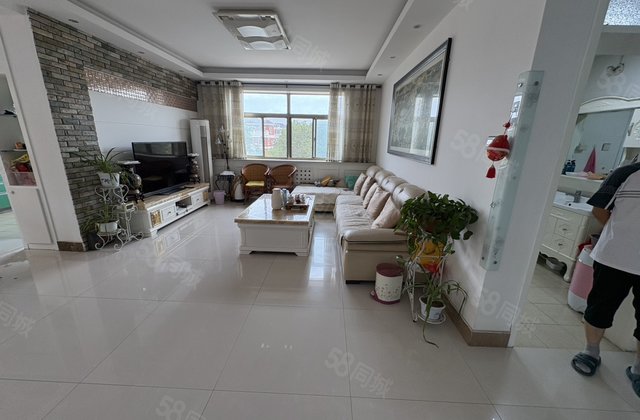 赠地上车库！边户！免大税！双卫！精装聊大花园东苑！